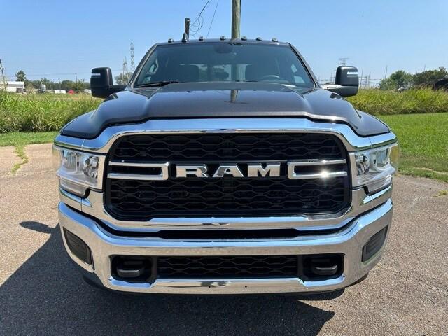 2024 RAM Ram 3500 RAM 3500 TRADESMAN CREW CAB 4X4 64 BOX