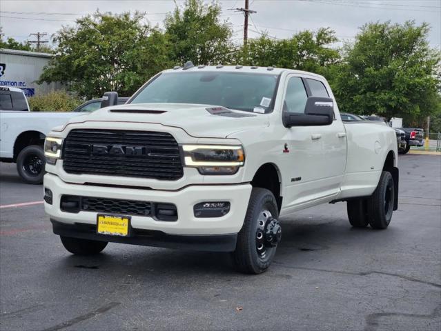 2024 RAM Ram 3500 RAM 3500 LARAMIE CREW CAB 4X4 8 BOX