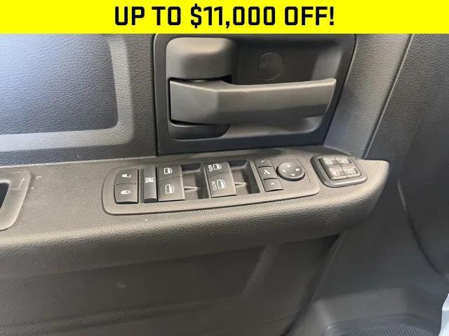 2024 RAM Ram 3500 RAM 3500 TRADESMAN CREW CAB 4X4 8 BOX