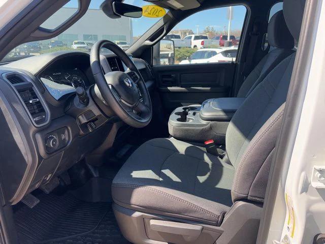 2024 RAM Ram 3500 RAM 3500 TRADESMAN CREW CAB 4X4 8 BOX