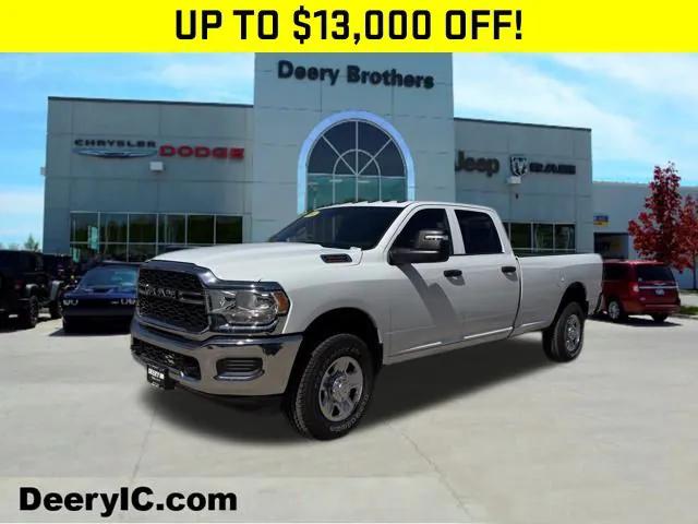 2024 RAM Ram 3500 RAM 3500 TRADESMAN CREW CAB 4X4 8 BOX