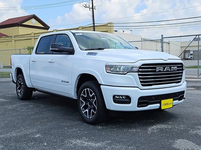 2025 RAM Ram 1500 RAM 1500 LARAMIE CREW CAB 4X4 57 BOX