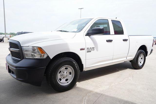 2024 RAM Ram 1500 Classic RAM 1500 CLASSIC TRADESMAN QUAD CAB 4X4 64 BOX