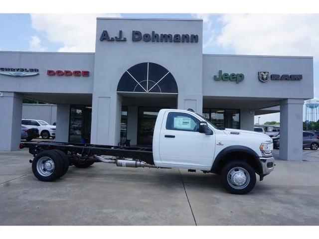 2024 RAM Ram 5500 Chassis Cab RAM 5500 TRADESMAN CHASSIS REGULAR CAB 4X2 108 CA