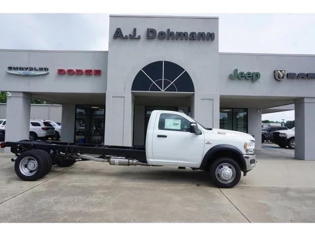 2024 RAM Ram 5500 Chassis Cab RAM 5500 TRADESMAN CHASSIS REGULAR CAB 4X2 120 CA