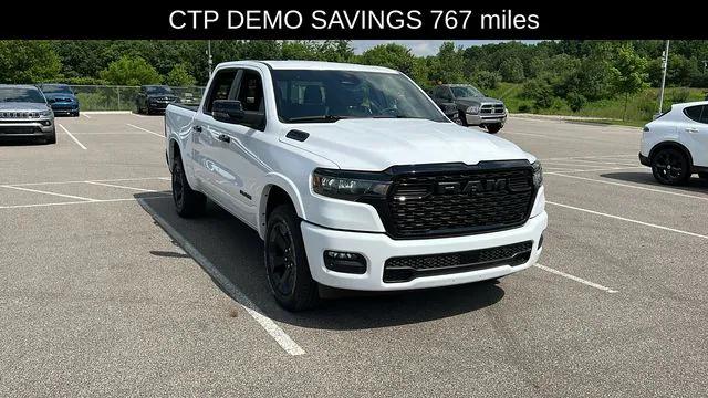 2025 RAM Ram 1500 RAM 1500 BIG HORN CREW CAB 4X4 57 BOX