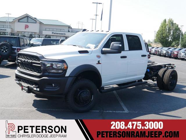 2024 RAM Ram 5500 Chassis Cab RAM 5500 TRADESMAN CHASSIS CREW CAB 4X4 60 CA