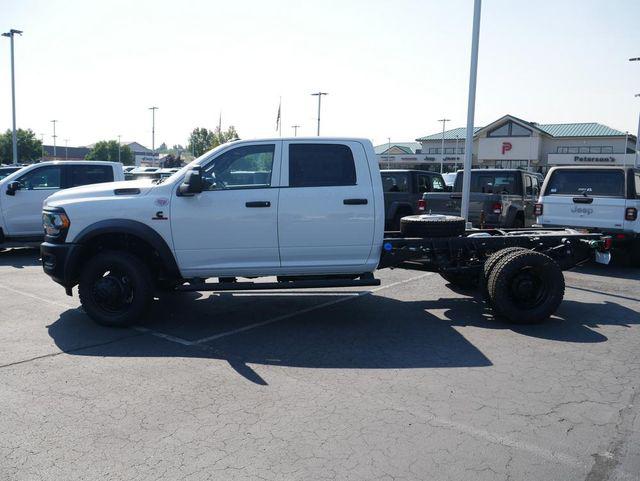 2024 RAM Ram 5500 Chassis Cab RAM 5500 TRADESMAN CHASSIS CREW CAB 4X4 60 CA