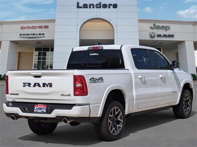 2025 RAM Ram 1500 RAM 1500 LARAMIE CREW CAB 4X4 57 BOX