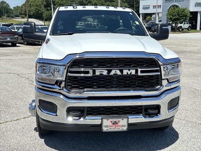 2024 RAM Ram 3500 Chassis Cab RAM 3500 TRADESMAN CHASSIS REGULAR CAB 4X4 60 CA