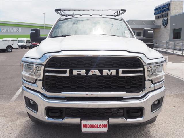 2024 RAM Ram 3500 Chassis Cab RAM 3500 TRADESMAN CREW CAB CHASSIS 4X4 60 CA