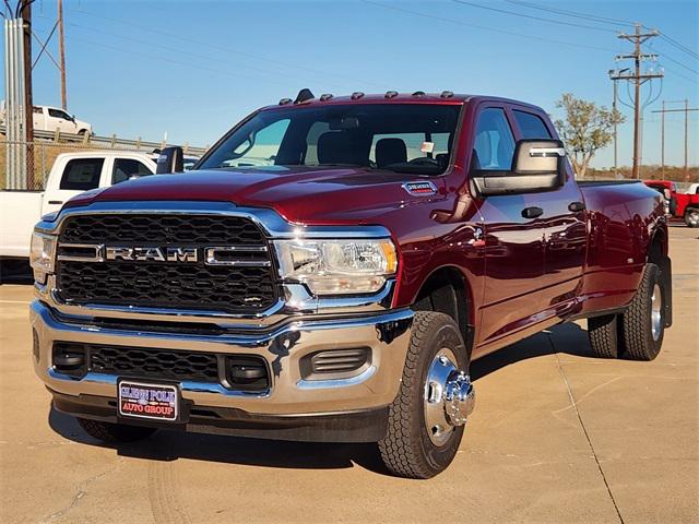 2024 RAM Ram 3500 RAM 3500 TRADESMAN CREW CAB 4X4 8 BOX