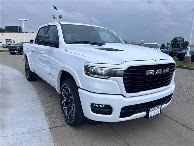 2025 RAM Ram 1500 RAM 1500 LARAMIE CREW CAB 4X4 57 BOX