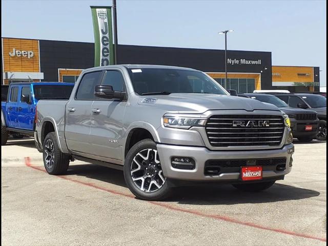 2025 RAM Ram 1500 RAM 1500 LARAMIE CREW CAB 4X4 57 BOX