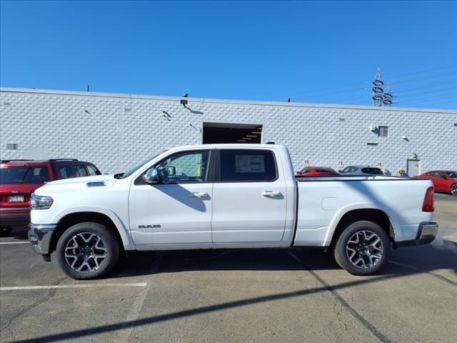 2025 RAM Ram 1500 RAM 1500 LARAMIE CREW CAB 4X4 64 BOX