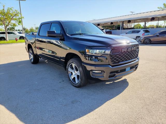 2025 RAM Ram 1500 RAM 1500 TRADESMAN CREW CAB 4X4 57 BOX