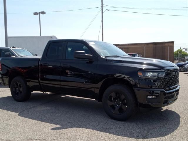 2025 RAM Ram 1500 RAM 1500 TRADESMAN QUAD CAB 4X4 64 BOX