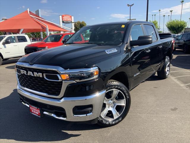 2025 RAM Ram 1500 RAM 1500 TRADESMAN CREW CAB 4X4 57 BOX