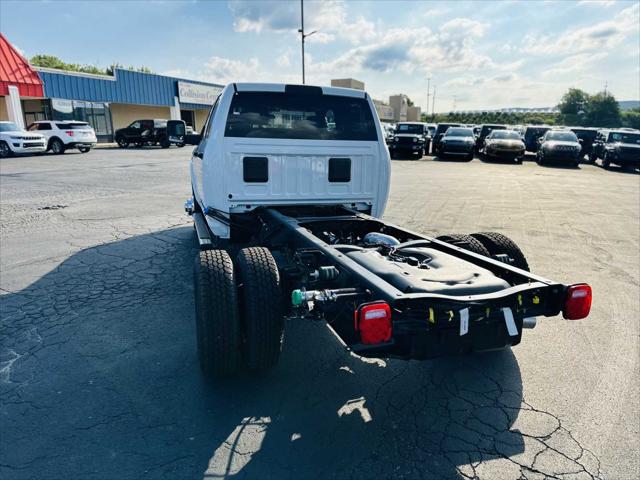 2024 RAM Ram 3500 Chassis Cab RAM 3500 TRADESMAN CREW CAB CHASSIS 4X4 60 CA