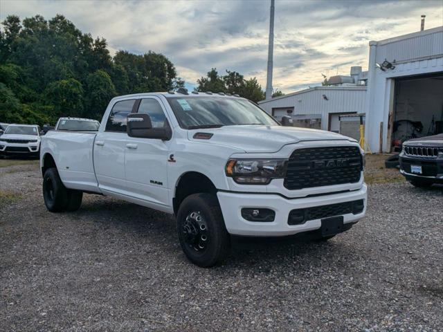 2024 RAM Ram 3500 RAM 3500 BIG HORN CREW CAB 4X4 8 BOX