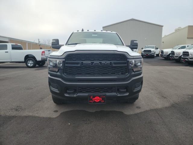 2024 RAM Ram 3500 Chassis Cab RAM 3500 TRADESMAN CREW CAB CHASSIS 4X4 60 CA