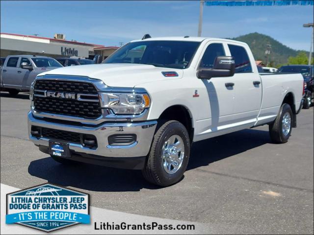 2024 RAM Ram 3500 RAM 3500 TRADESMAN CREW CAB 4X4 8 BOX