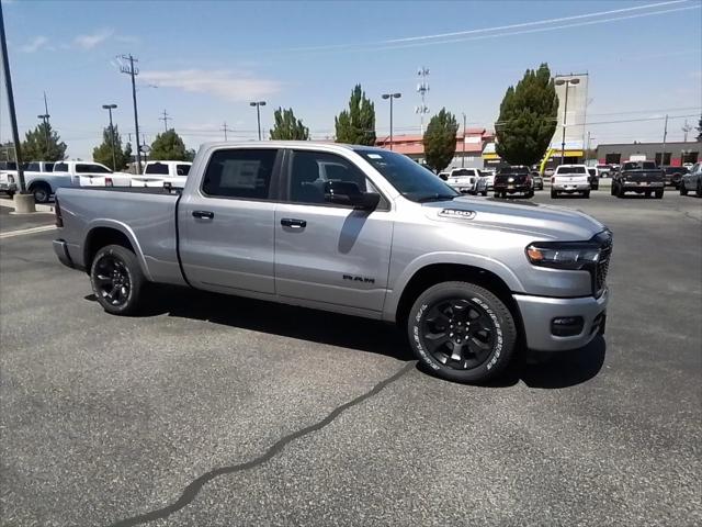 2025 RAM Ram 1500 RAM 1500 BIG HORN CREW CAB 4X4 64 BOX