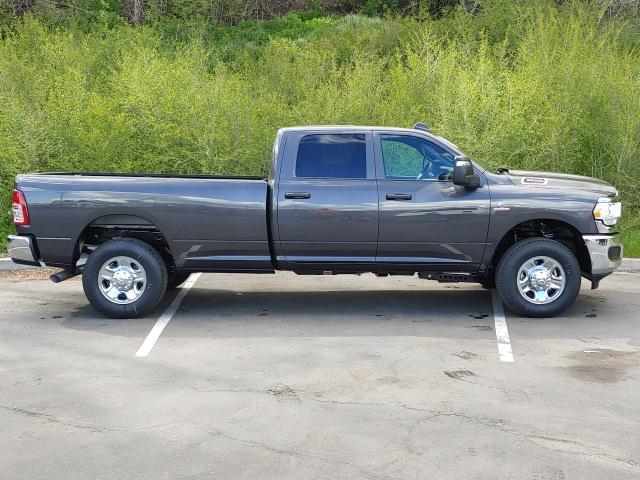 2024 RAM Ram 3500 RAM 3500 TRADESMAN CREW CAB 4X4 8 BOX