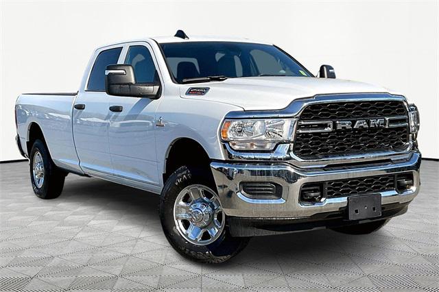 2024 RAM Ram 2500 RAM 2500 TRADESMAN CREW CAB 4X4 8 BOX