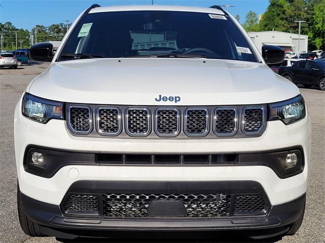 2024 Jeep Compass COMPASS LATITUDE 4X4