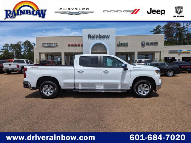 2023 Chevrolet Silverado 1500 4WD Crew Cab Standard Bed LT