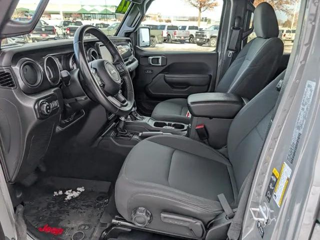 2022 Jeep Gladiator Altitude 4x4