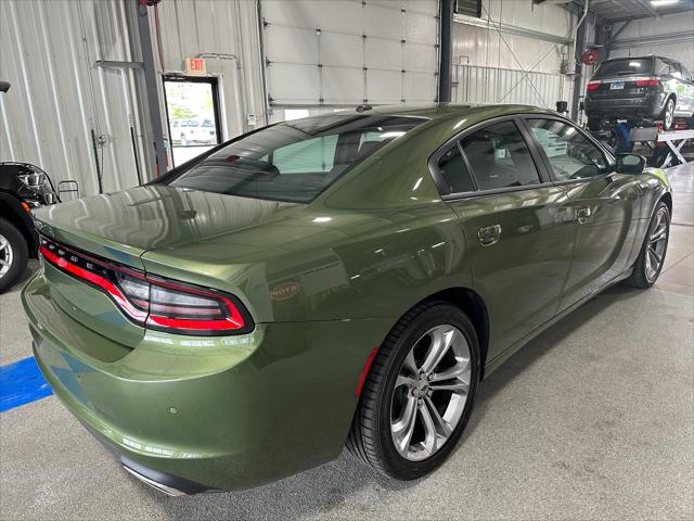 2022 Dodge Charger SXT RWD