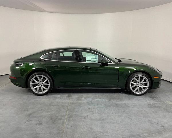 2024 Porsche Panamera 4