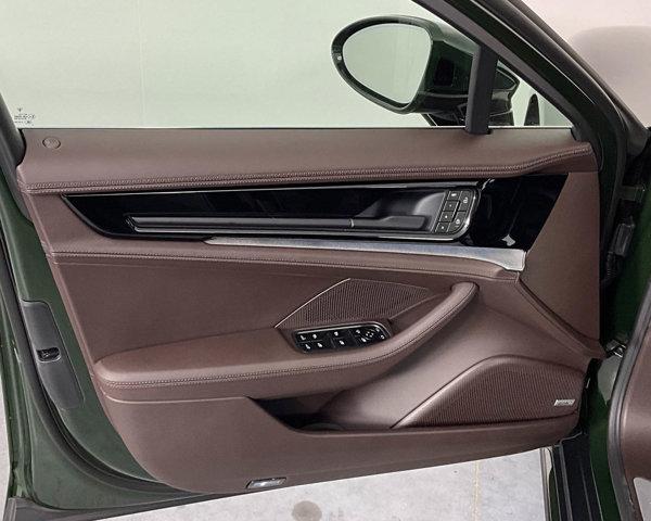 2024 Porsche Panamera 4