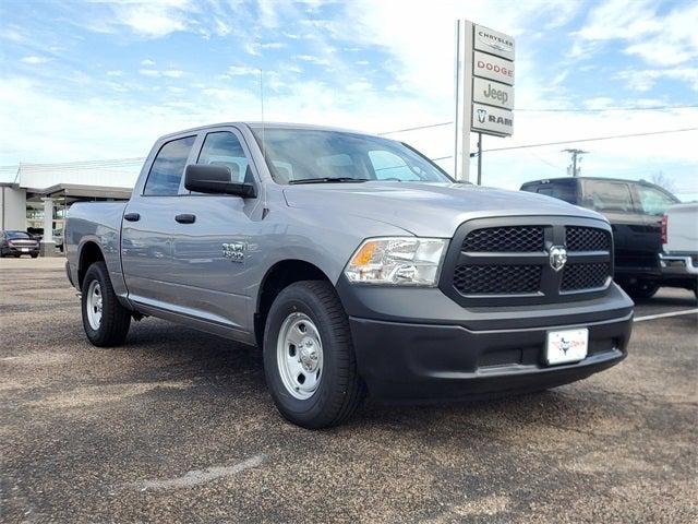 2024 RAM Ram 1500 Classic RAM 1500 CLASSIC TRADESMAN CREW CAB 4X2 57 BOX