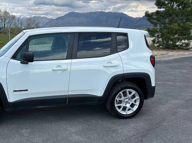 2023 Jeep Renegade Latitude 4x4