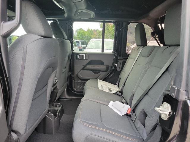 2024 Jeep Wrangler 4-Door Sahara 4x4