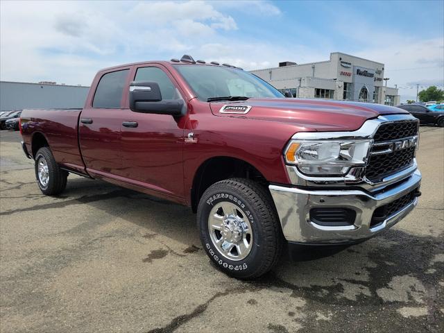 2024 RAM Ram 2500 RAM 2500 TRADESMAN CREW CAB 4X4 8 BOX