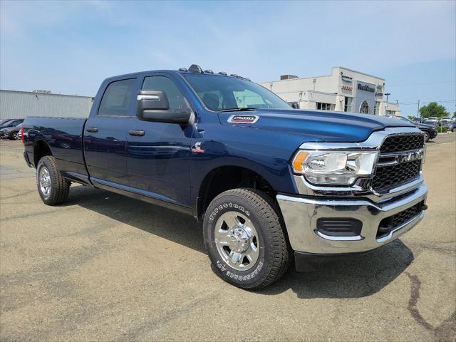 2024 RAM Ram 2500 RAM 2500 TRADESMAN CREW CAB 4X4 8 BOX