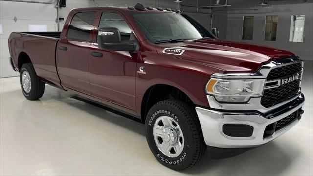 2024 RAM Ram 3500 RAM 3500 TRADESMAN CREW CAB 4X4 8 BOX