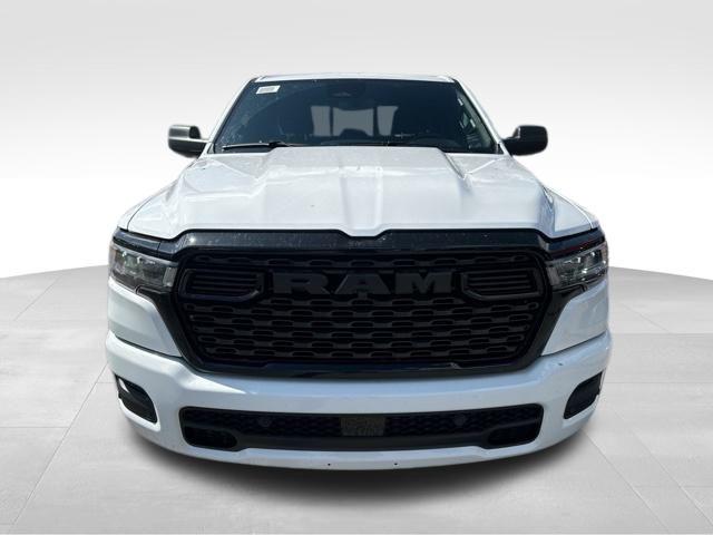 2025 RAM Ram 1500 RAM 1500 TRADESMAN QUAD CAB 4X4 64 BOX