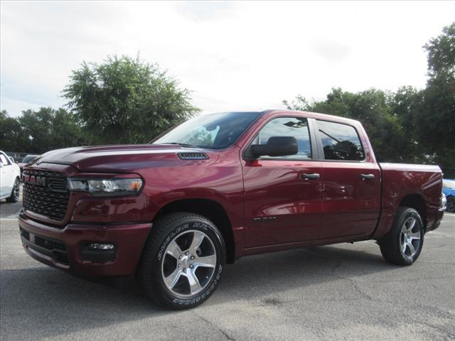 2025 RAM Ram 1500 RAM 1500 TRADESMAN CREW CAB 4X2 57 BOX