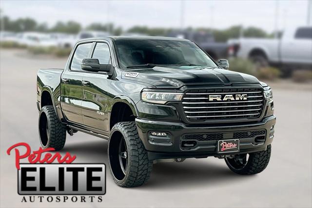 2025 RAM Ram 1500 RAM 1500 LARAMIE CREW CAB 4X4 57 BOX