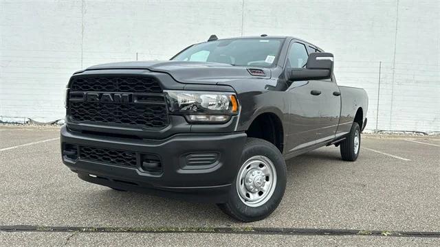 2024 RAM Ram 2500 RAM 2500 TRADESMAN CREW CAB 4X4 8 BOX