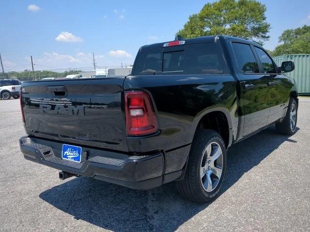 2025 RAM Ram 1500 RAM 1500 TRADESMAN CREW CAB 4X2 57 BOX