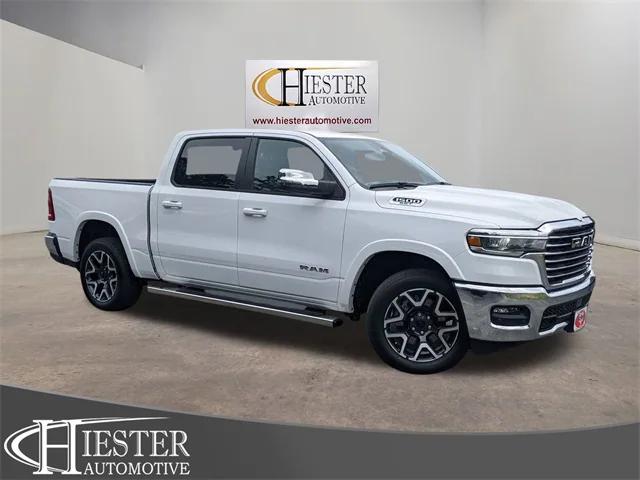 2025 RAM Ram 1500 RAM 1500 LARAMIE CREW CAB 4X4 57 BOX