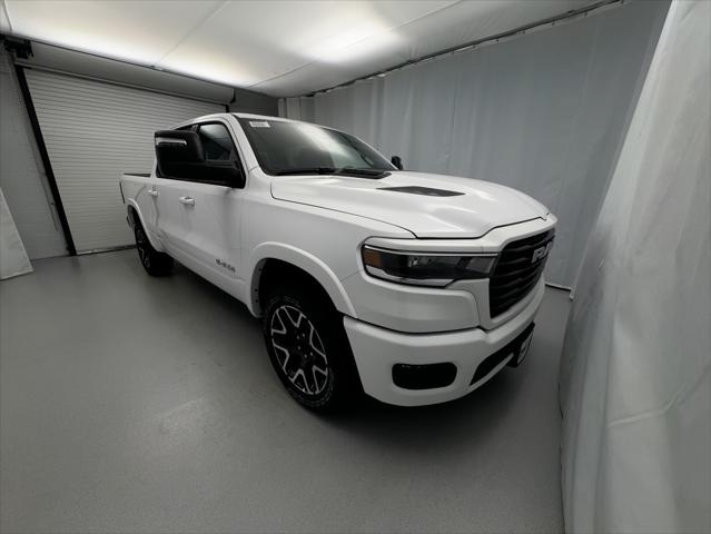 2025 RAM Ram 1500 RAM 1500 LARAMIE CREW CAB 4X4 57 BOX