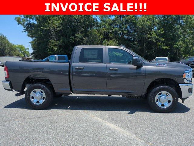 2024 RAM Ram 2500 RAM 2500 TRADESMAN CREW CAB 4X4 64 BOX