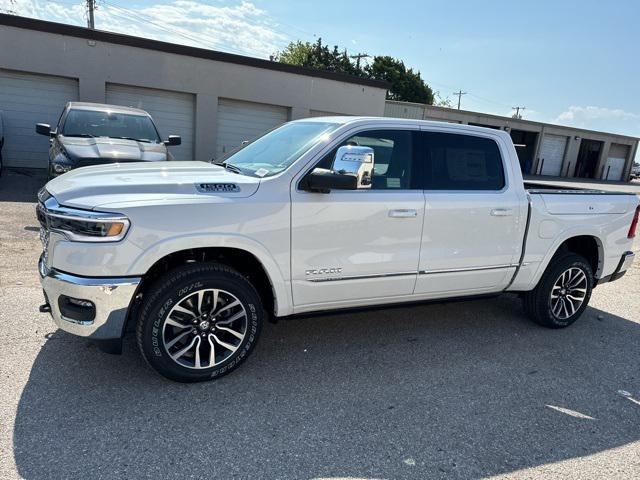 2025 RAM Ram 1500 RAM 1500 LIMITED CREW CAB 4X4 57 BOX